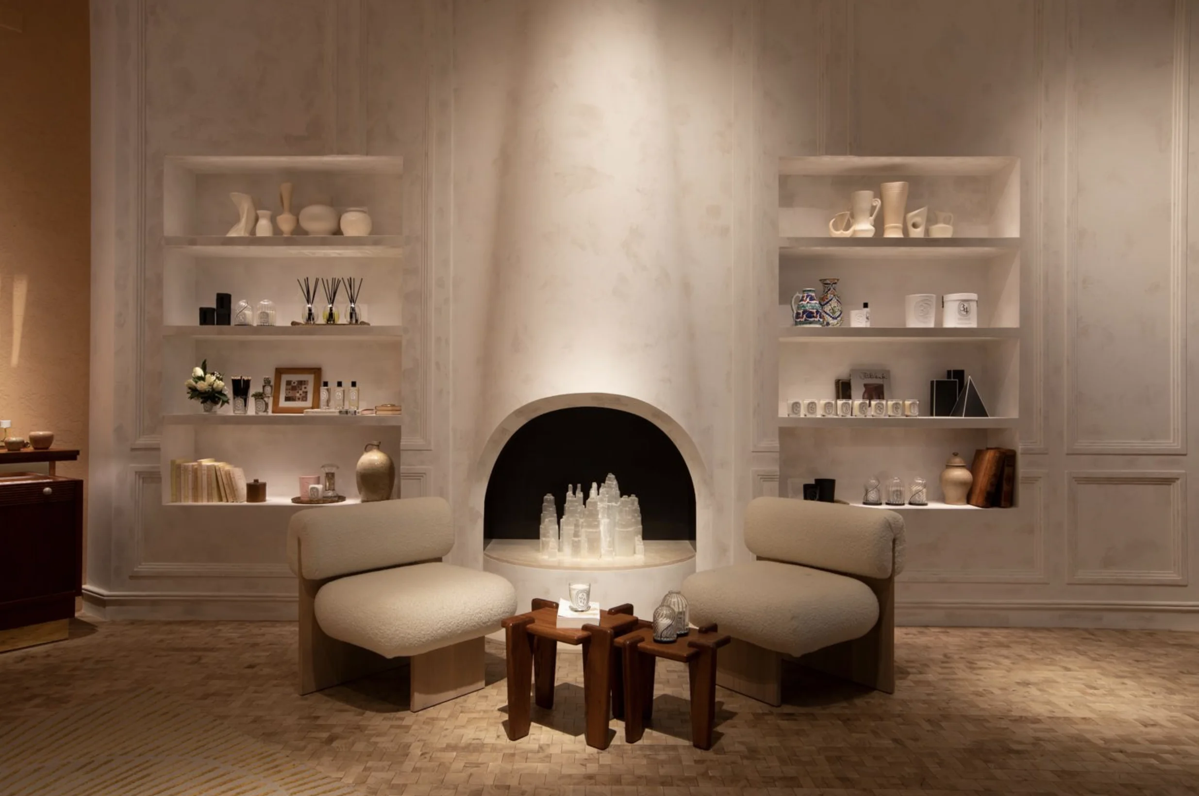 Cube in a Diptyque boutique