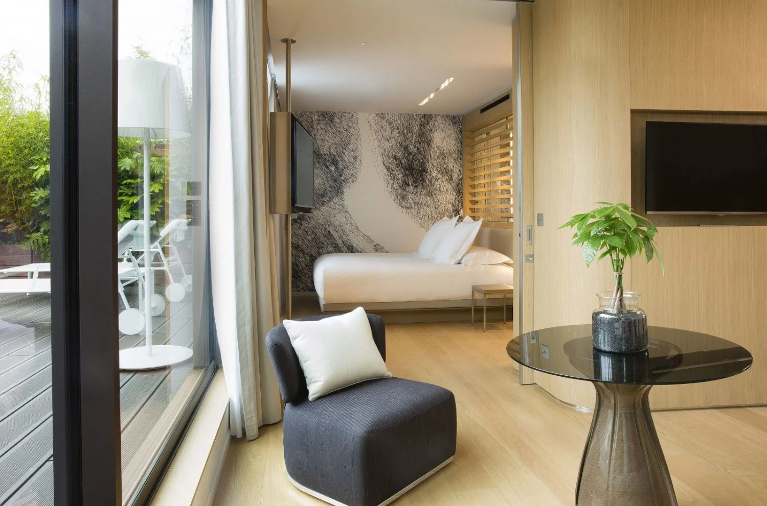 Oscarono Architecture, Collection Classics, Finish Miel Doux, Project Hotel Le Cinq Codet