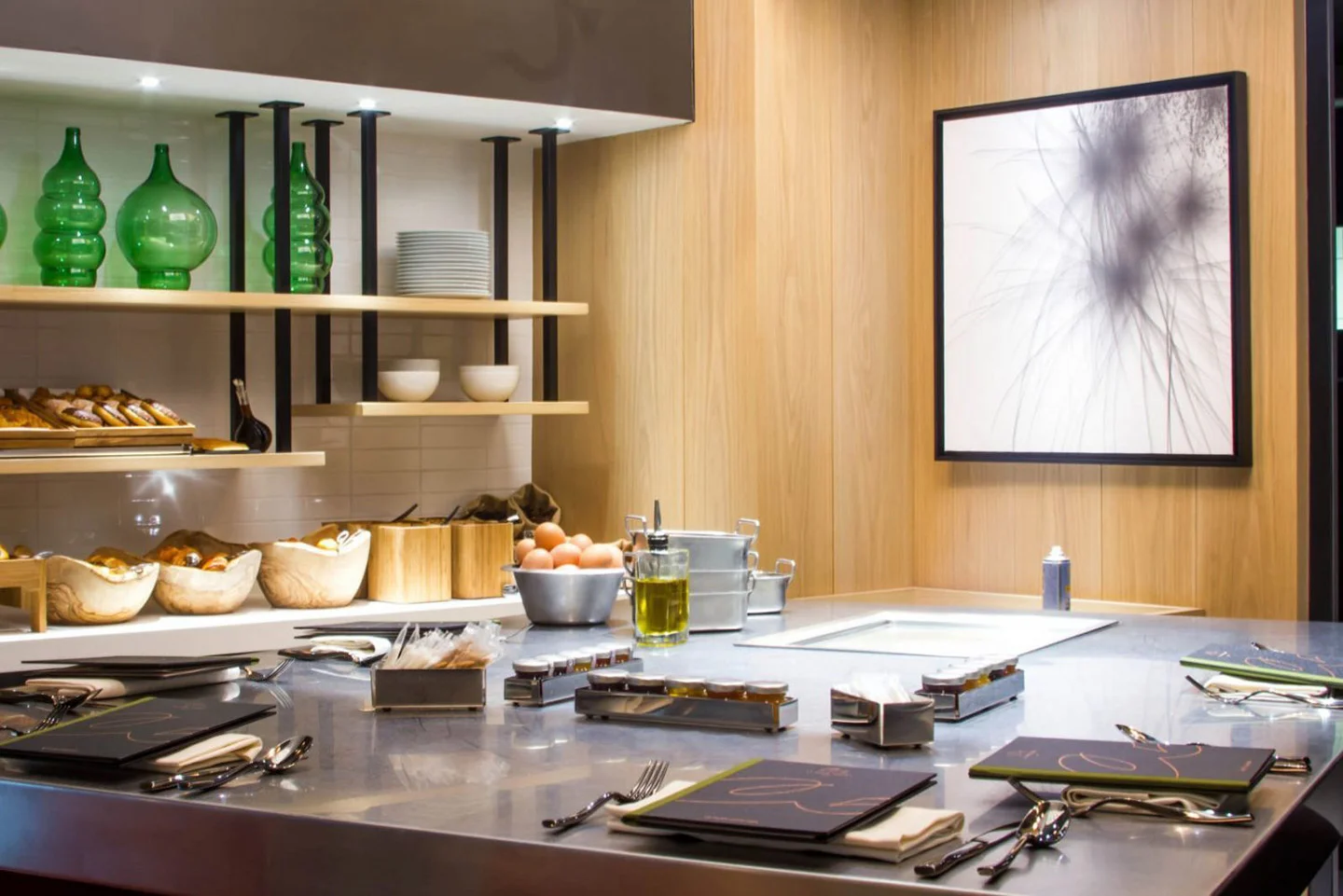 Oscarono Architecture, Collection Classics, Finish Miel Doux, Project Hotel Le Cinq Codet