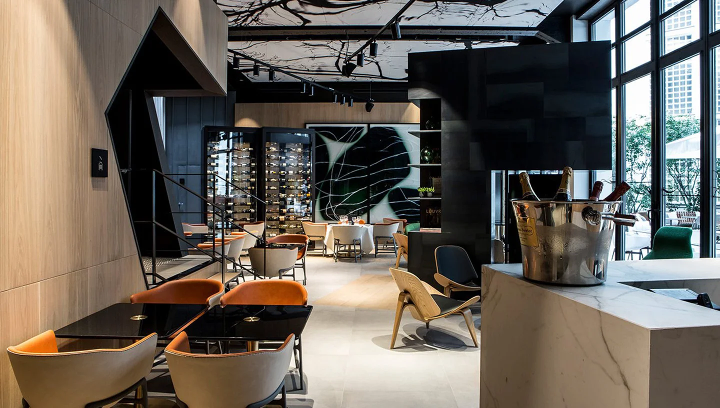 Oscarono Architecture, Collection Classics, Finish Miel Doux, Project Hotel Le Cinq Codet