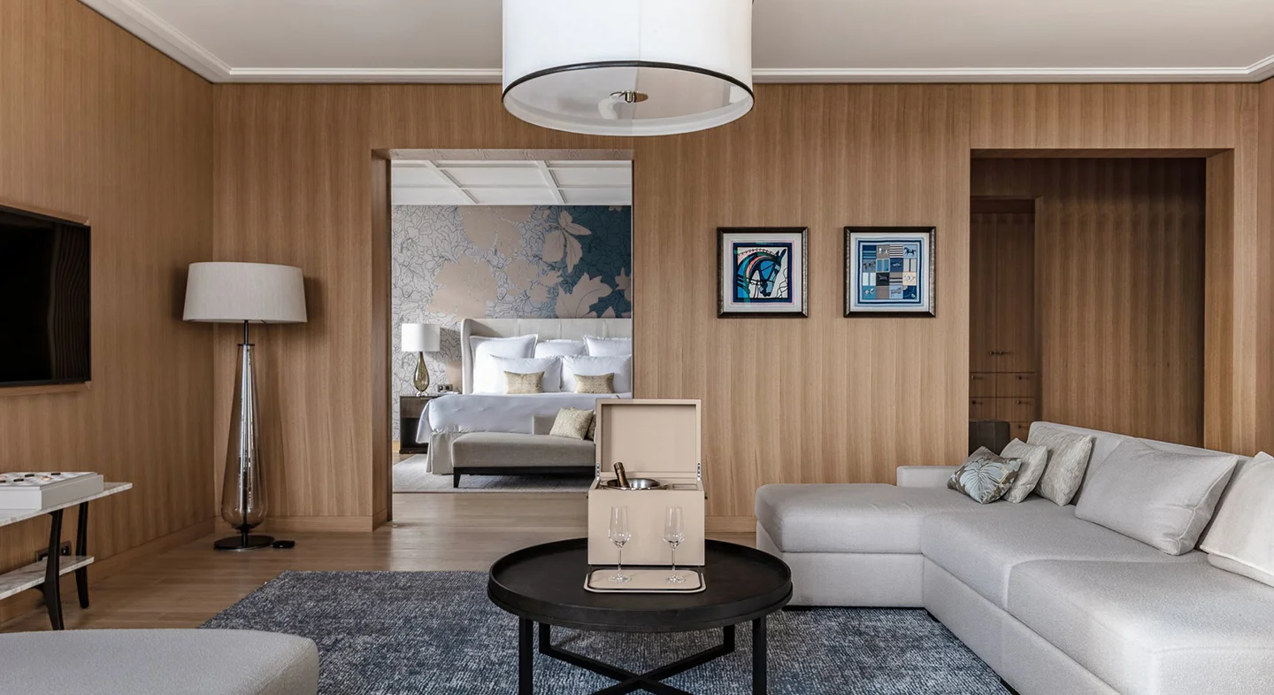 Oscarono Designer - Collection Classics - Finish Miel Doux - Project Hotel Le Royal Champagne Epernay