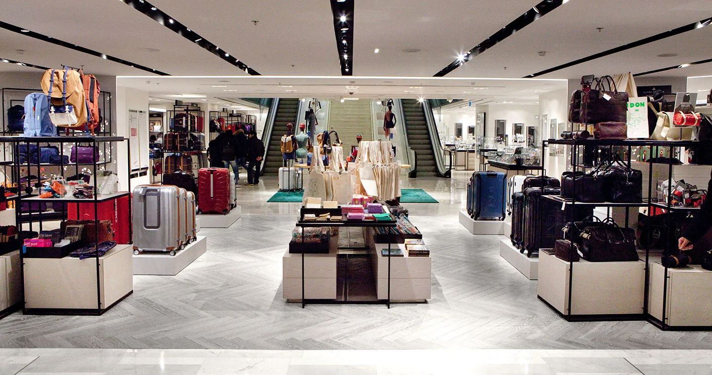 Oscarono Retail - Collection Classics - Finish Rocher-Blanc - Project Le Printemps Paris