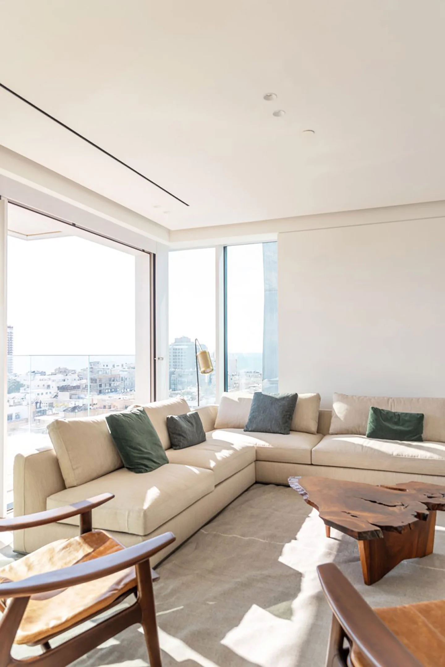 OscarOno classics collection hardwood floors dieter vander velpen blanc rose tel aviv apartment