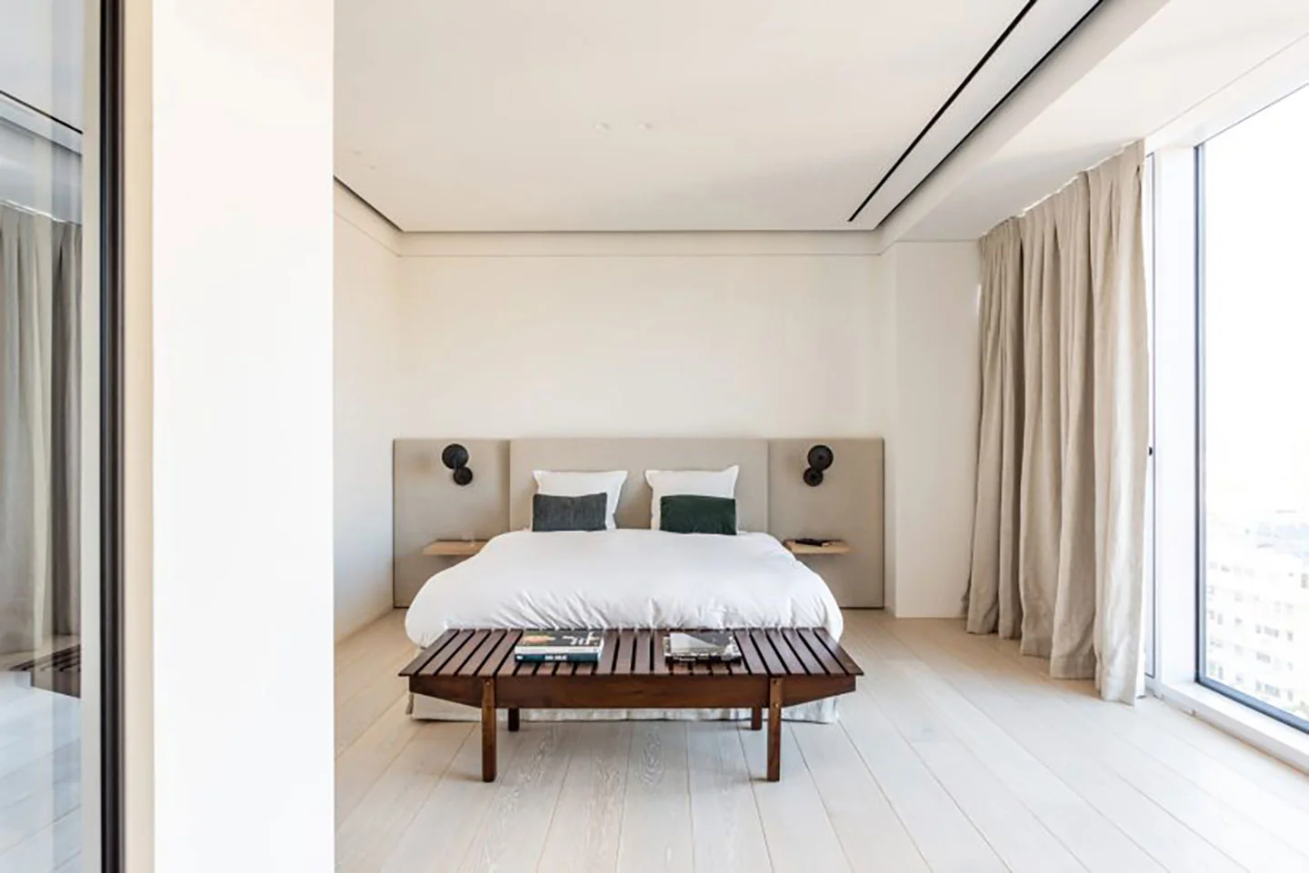 OscarOno classics collection hardwood floors dieter vander velpen blanc rose tel aviv apartment