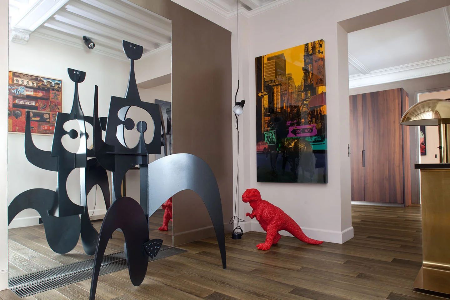 Oscarono Artwork - Collection Classics - Finish Rocher Brun - Private Apartment