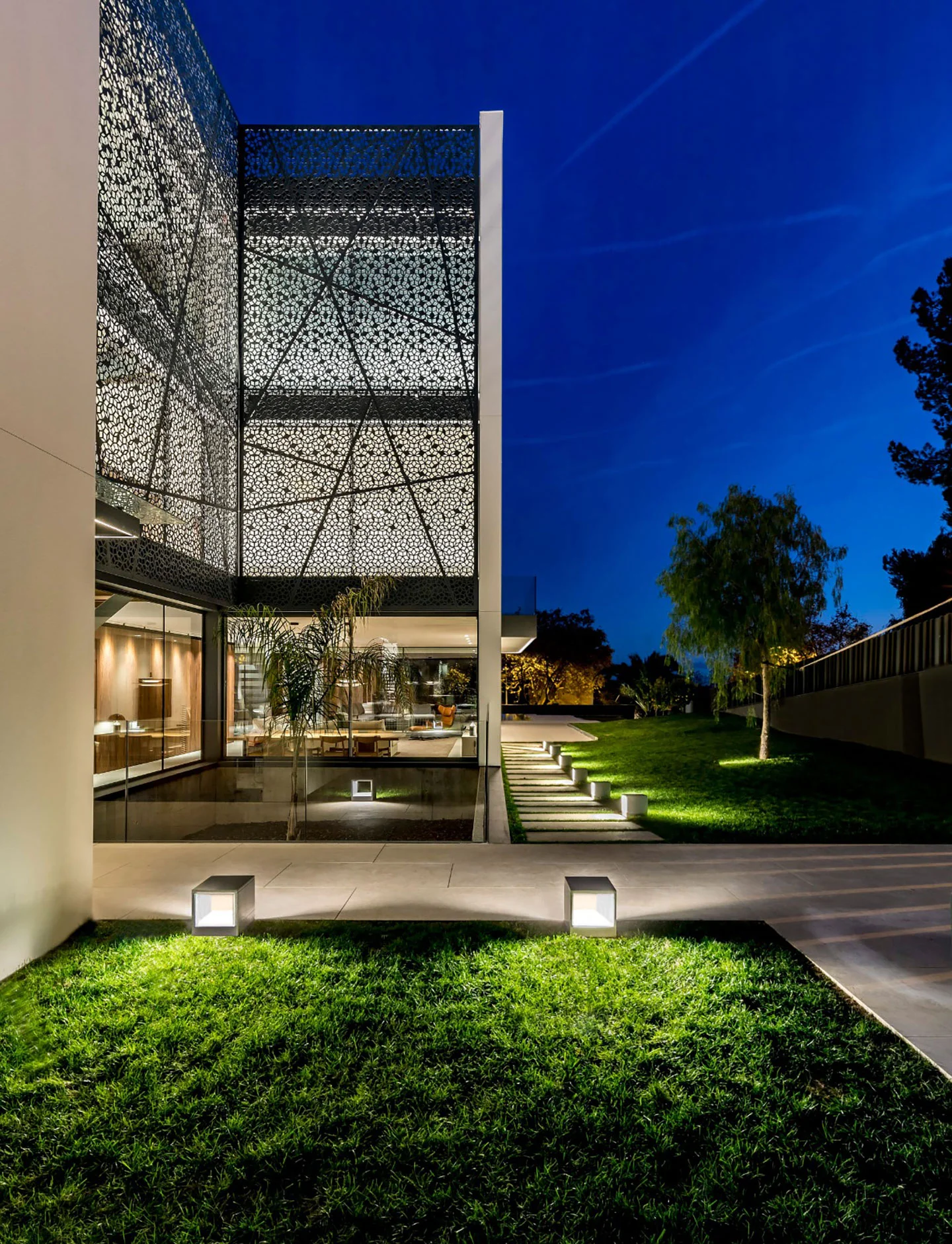 oscarono forêt collection endgrain flooring raphael navot bar arquitectura barcelona spain