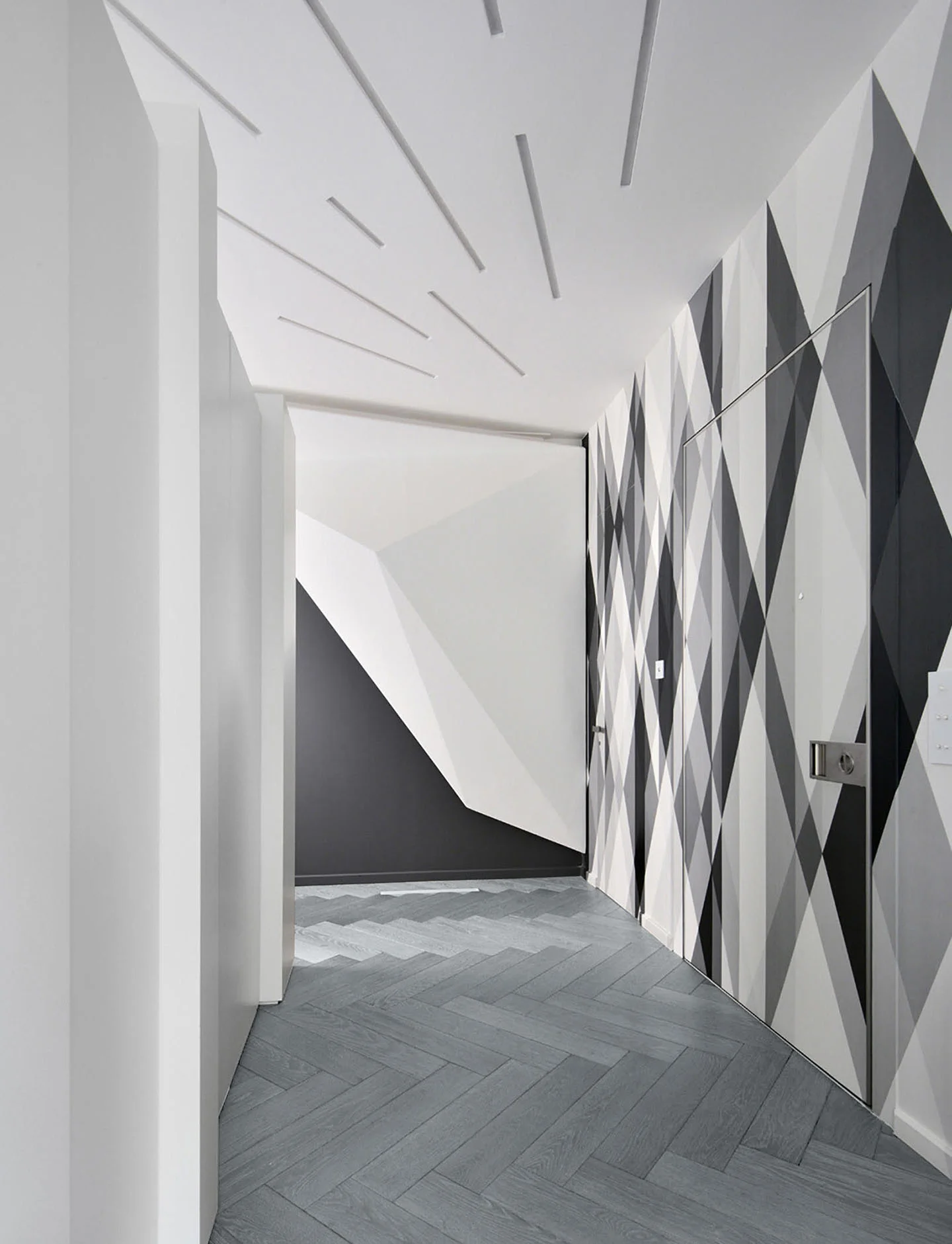 Oscarono Herringbone - Collection Classics - Finish Rocher Bleu-Gris - Project Frederic Chane - Paris