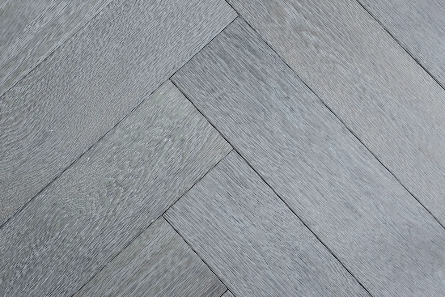 Oscarono Herringbone - Collection Classics - Finish Rocher Bleu-Gris - Project Frederic Chane - Paris