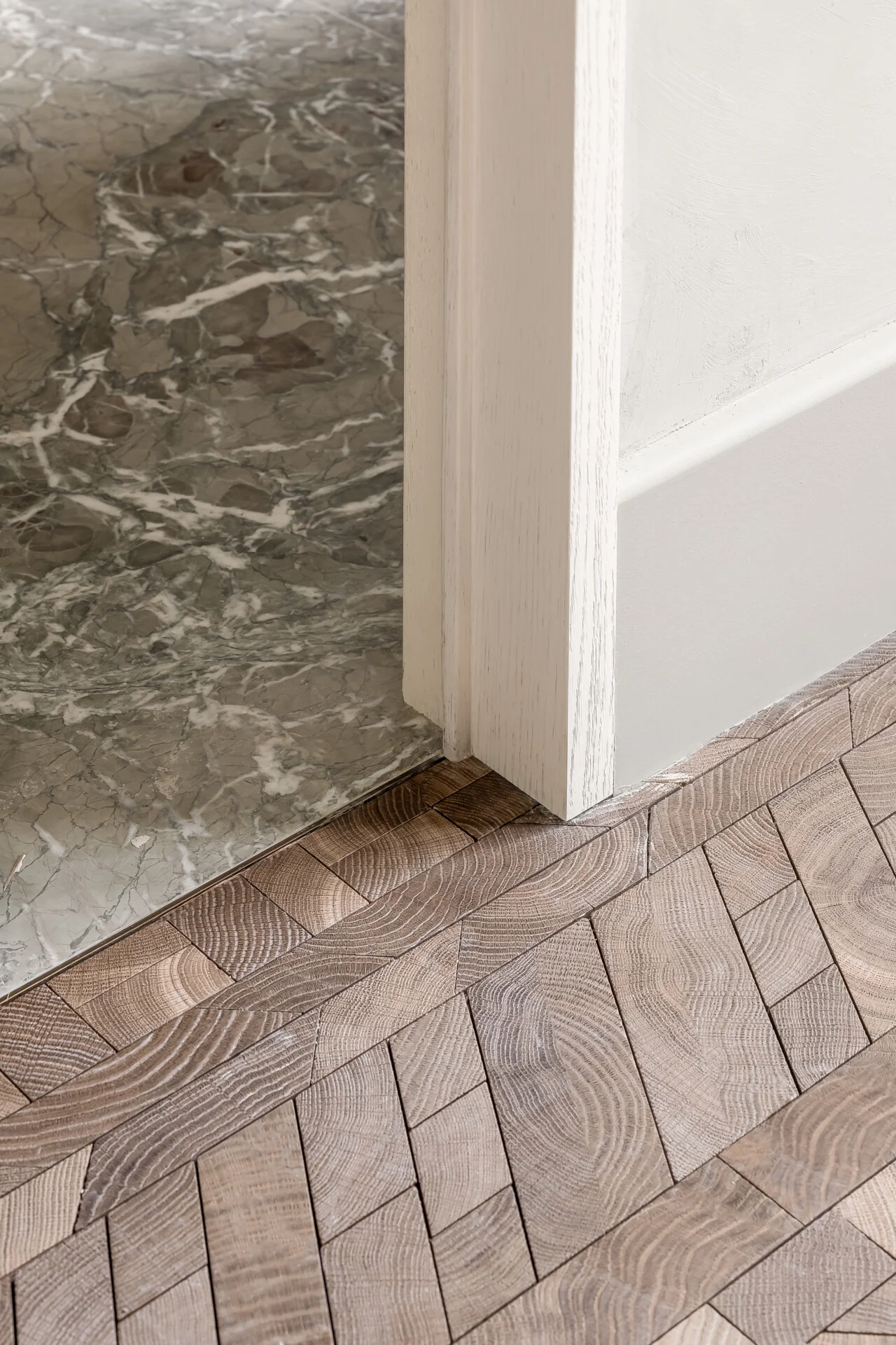 Forêt Smoke flooring, Project Galilée, Paris