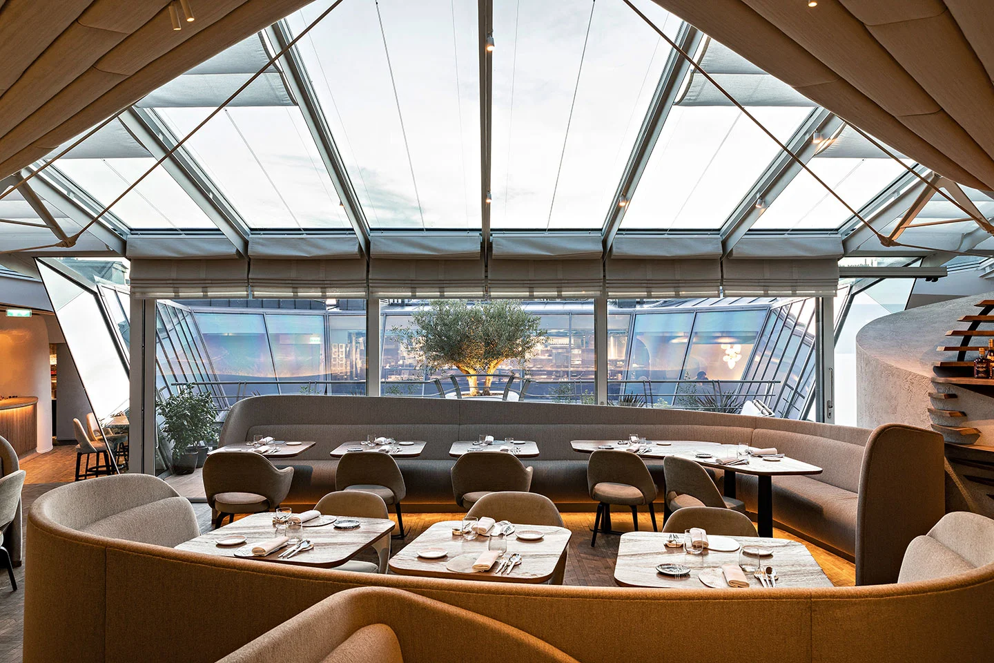 OscarOno paris le 39V forët collection endgrain raphael navot ©yann deret