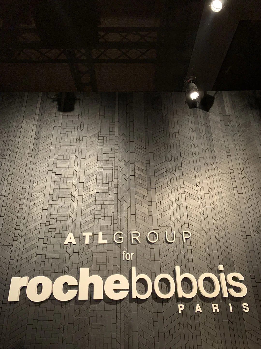 Oscarono Endgrain - Collection Forêt - Raphael Navot - Salone Del Mobile Roche Bobois