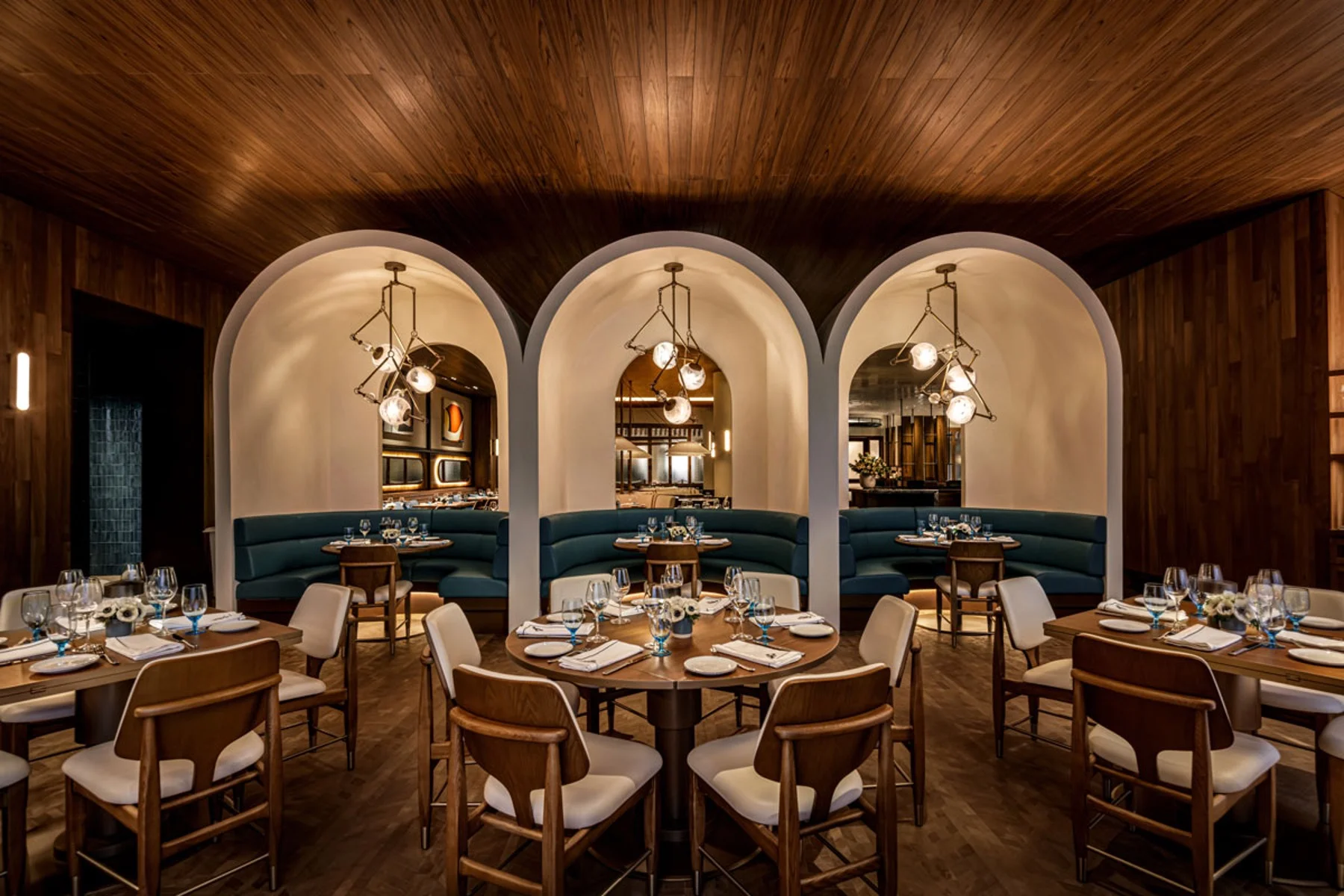 Oscarono_Collections_Seamark__RockwellGroup_EncoreBoston_Foret.jpg