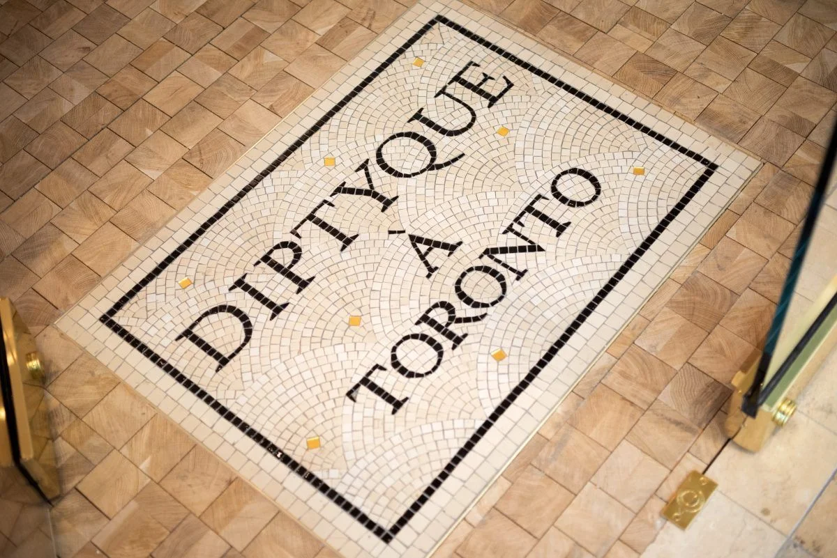 Diptyque, Toronto, plaque