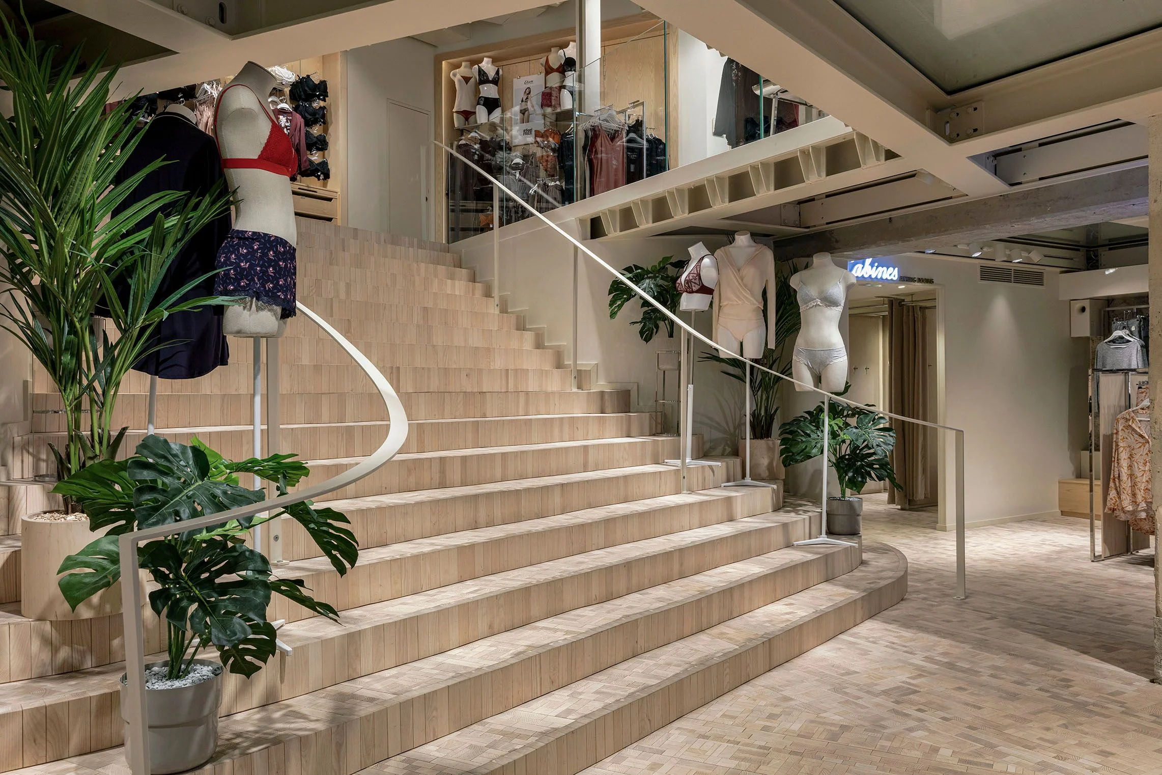 Etam Flagship, Paris, store