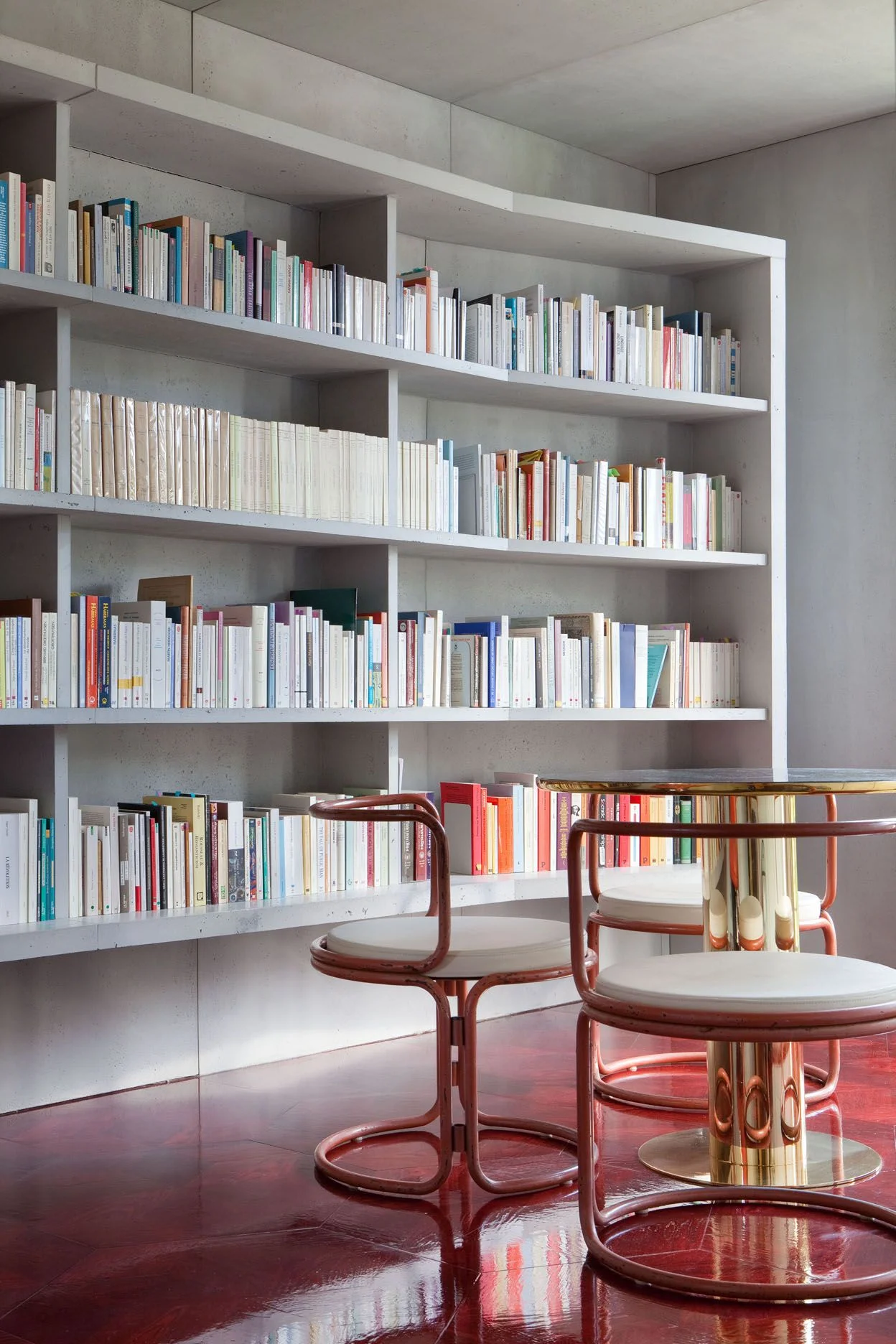 Private Apartment, Paris, library corner