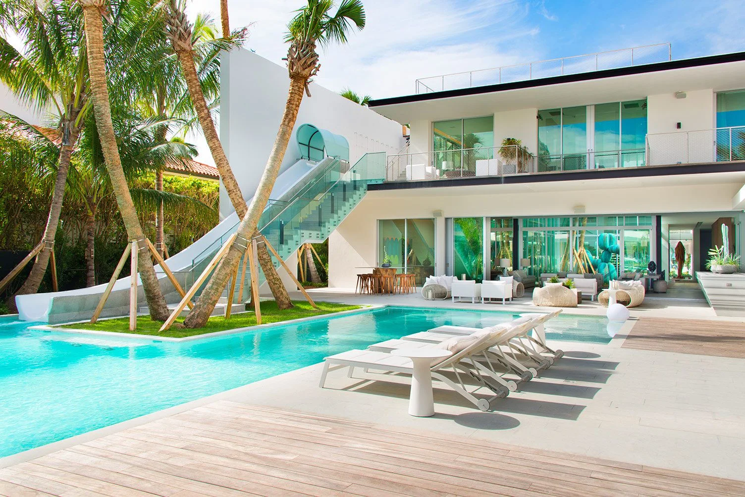 Pine Tree Drive, Miami Beach, pool exterior