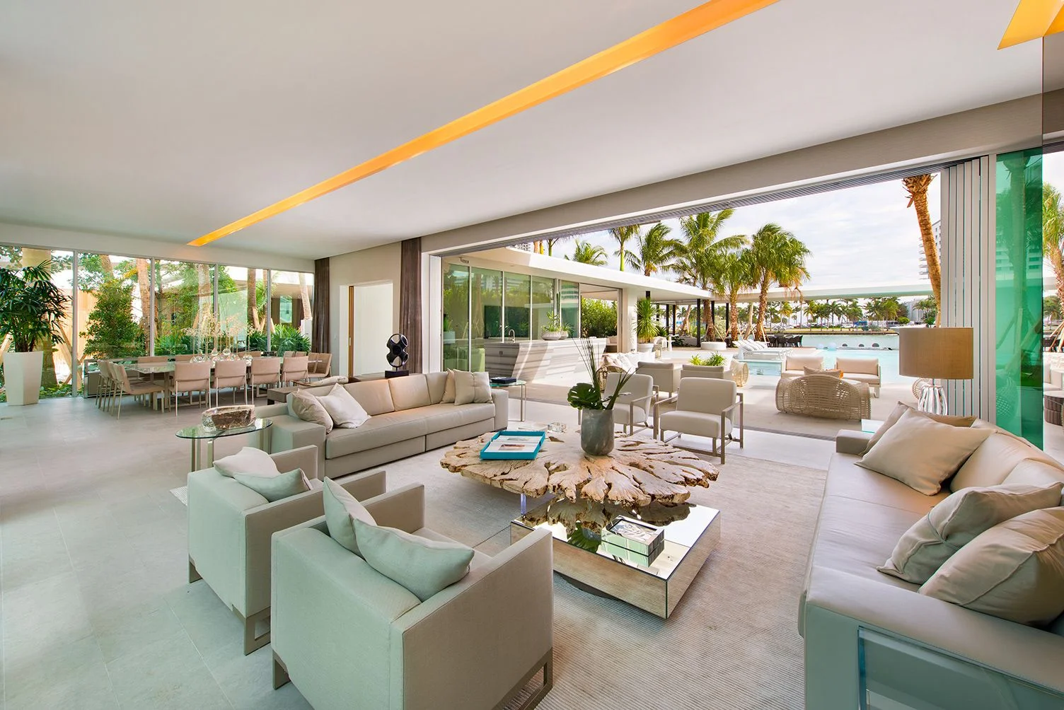 Pine Tree Drive, Miami Beach, living dining room
